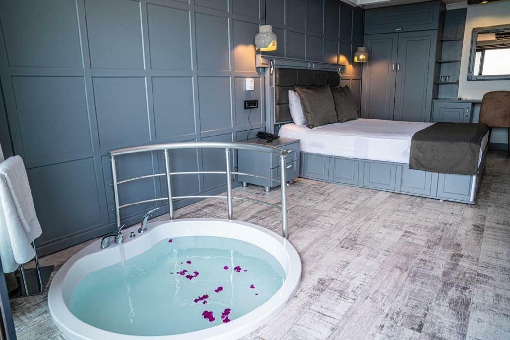 Assos Kervansaray Hotel - Special Category Экстерьер фото